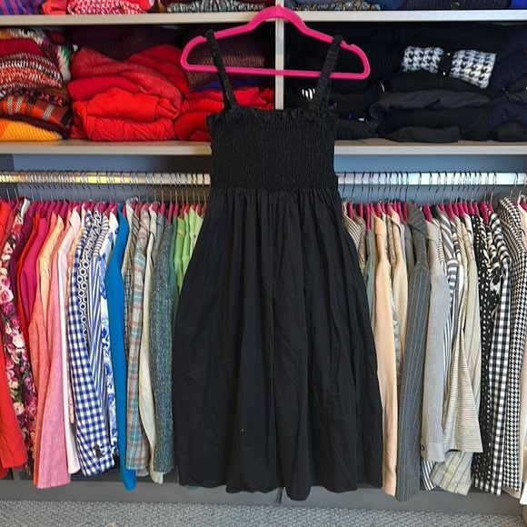 Topshop Dresses & Skirts - Topshop black smocked elastic straps cut out back midi dress size M